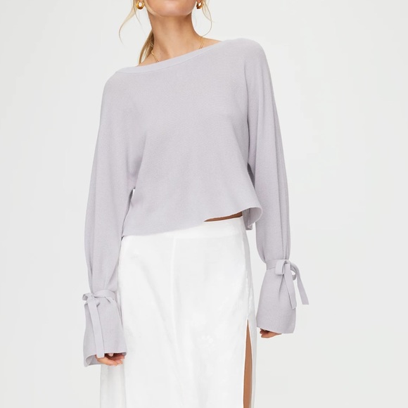 Wilfred Emmy Sweater - Picture 2 of 12